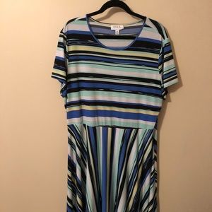 Elle striped dress XXL